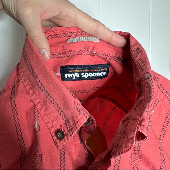 Reyn Spooner Seashell Beach Hawaii Shirt - Picture 2 of 9